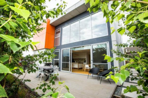 Superorange 6, Warrnambool